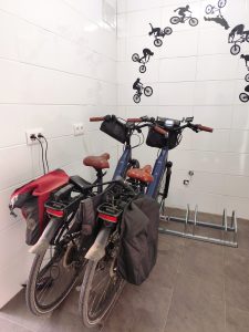 where to store your bike in Navajas